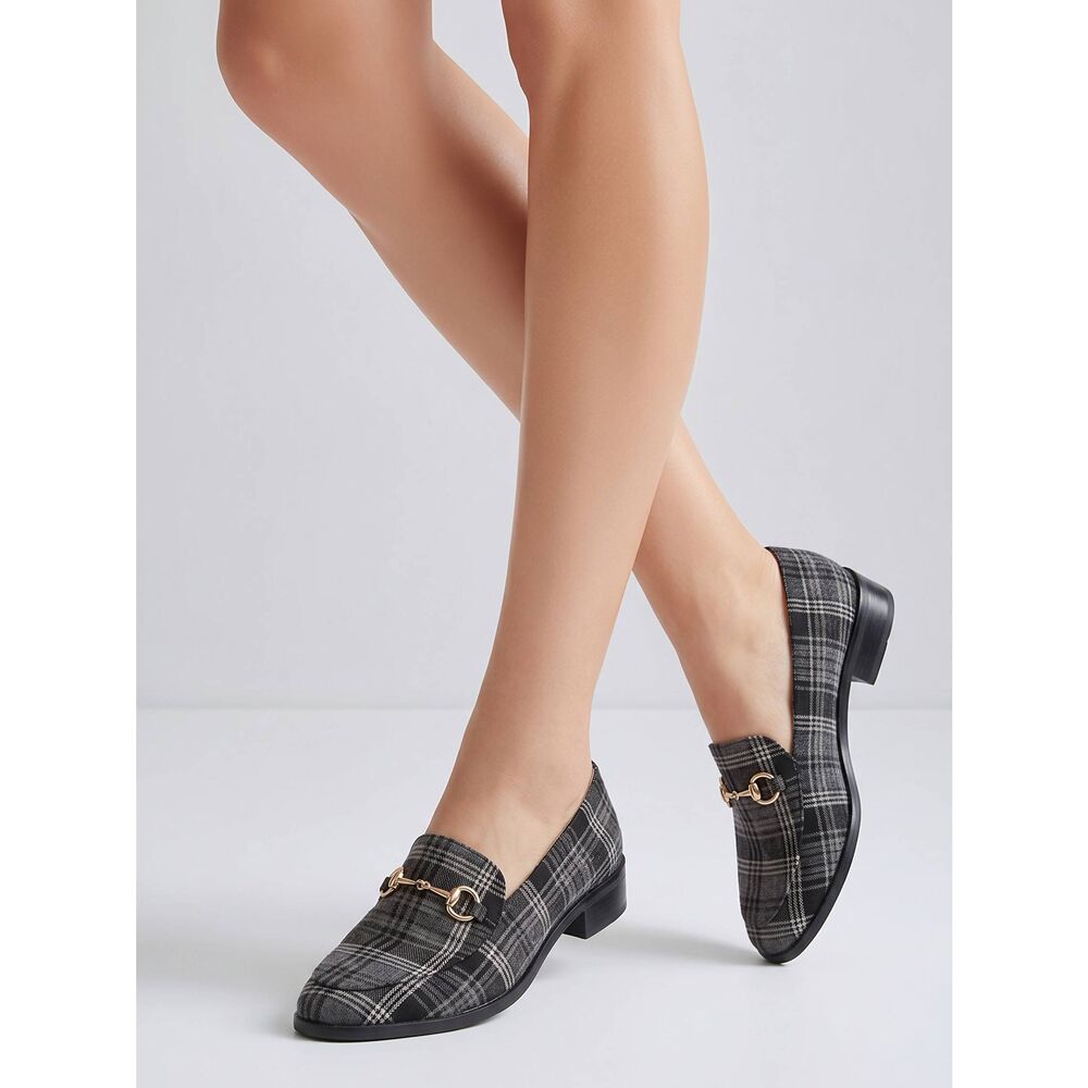 🩵NWOB Black Plaid Chain Decorated Dressy Loafers Size 8